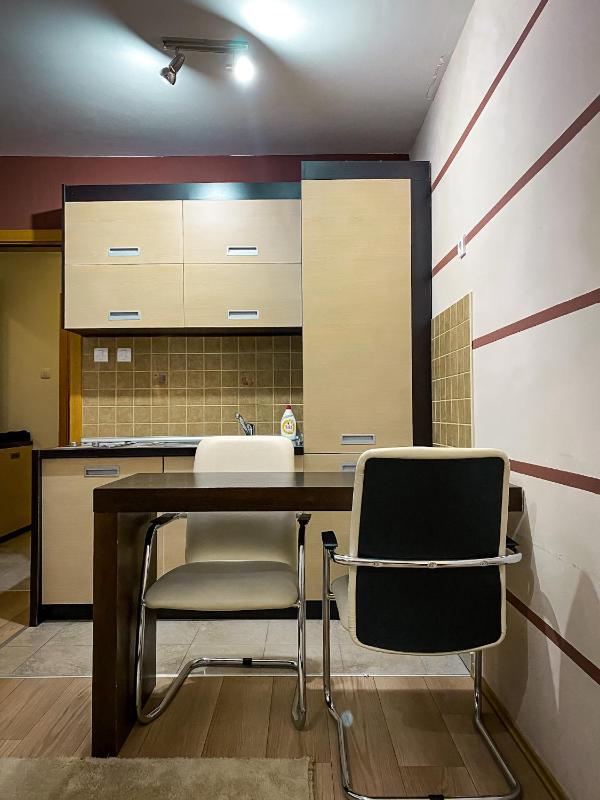 Apartment image 3