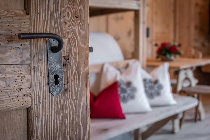 Deluxe Apartment image 2