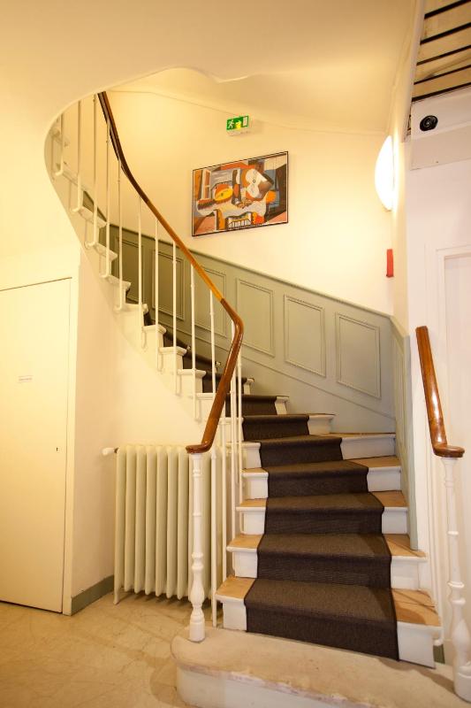 Nadaud Hotel - image 10
