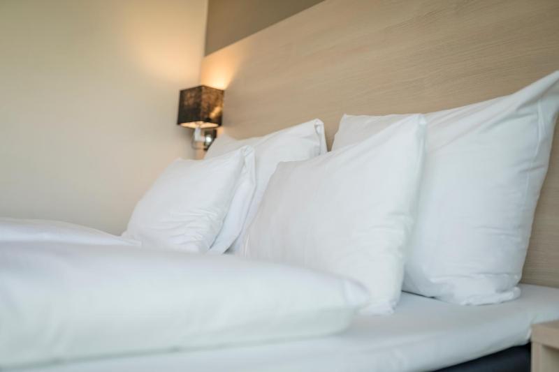 Superior Room with Balcony image 2