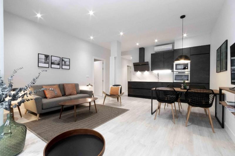 Apartment image 3