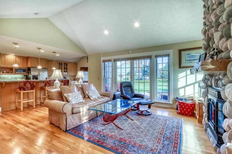 Two Bedroom House image 2
