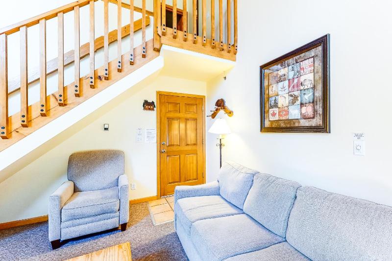 Apartment with Balcony image 3