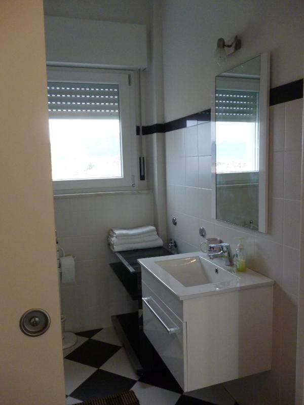 Double or Twin Room with Shared Bathroom image 2