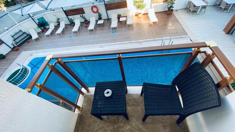Double or Twin Room with Balcony image 3