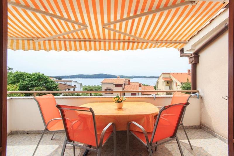 Two-Bedroom Apartment with Terrace and Sea View image 1
