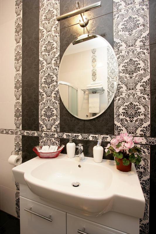 Two-Bedroom Suite image 2