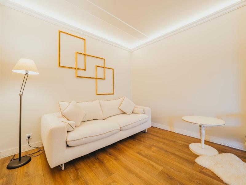 Executive Suite image 2