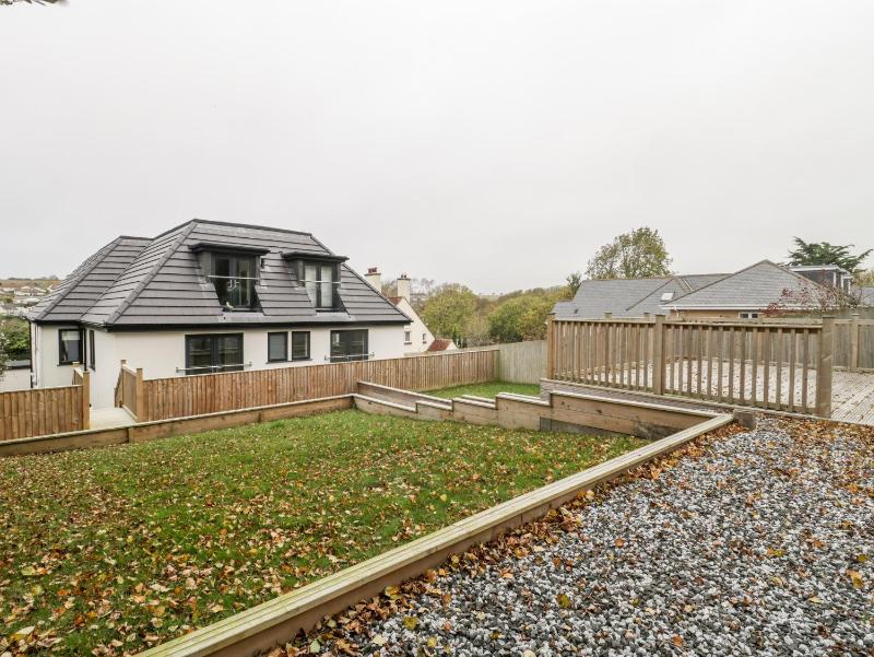 Flat 2 38 Preston Road - image 6