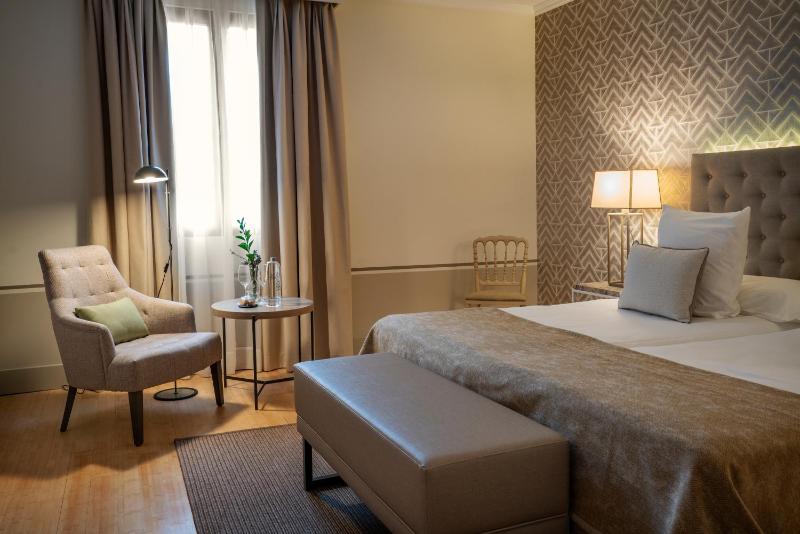 Suite image 1