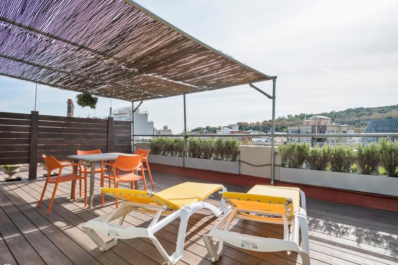 Penthouse with terrace image 3