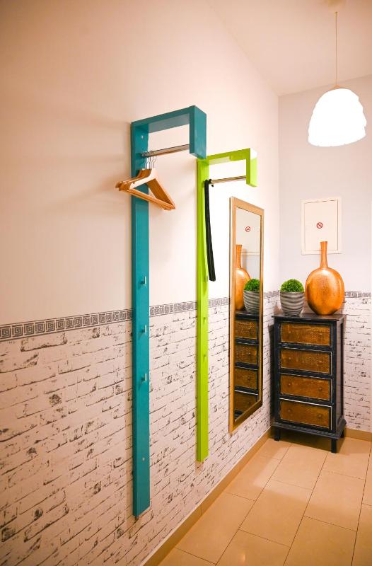 2 Bedroom Apartment for 6 near Augarten Donaukanal & U2 Taborstraße - image 4