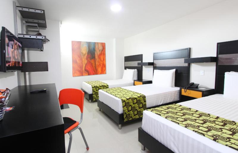 Hotel Genova Prado - image 16