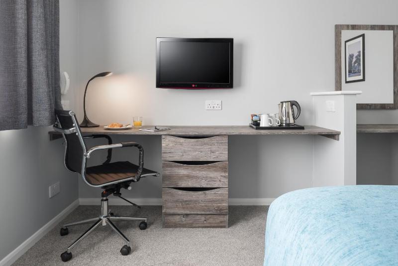 Small Double Room image 1