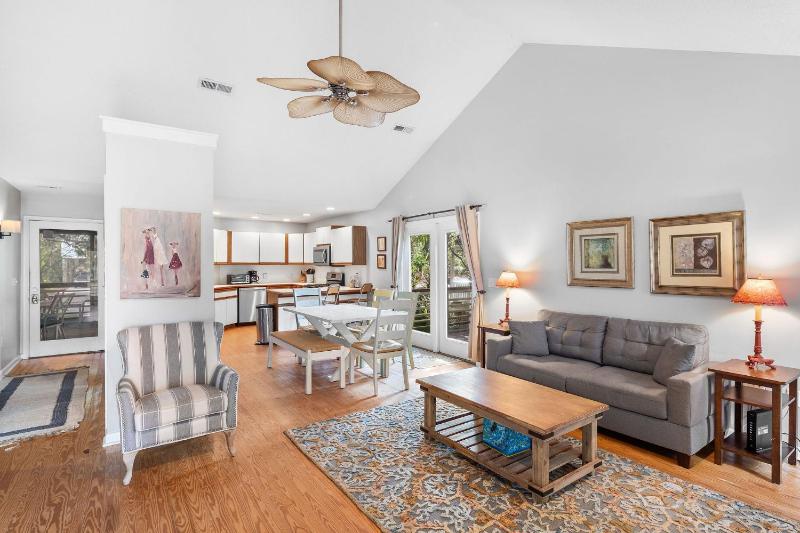 Three-Bedroom Holiday Home  image 3