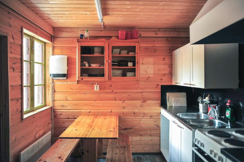 Cottage with Shared Bathroom image 3