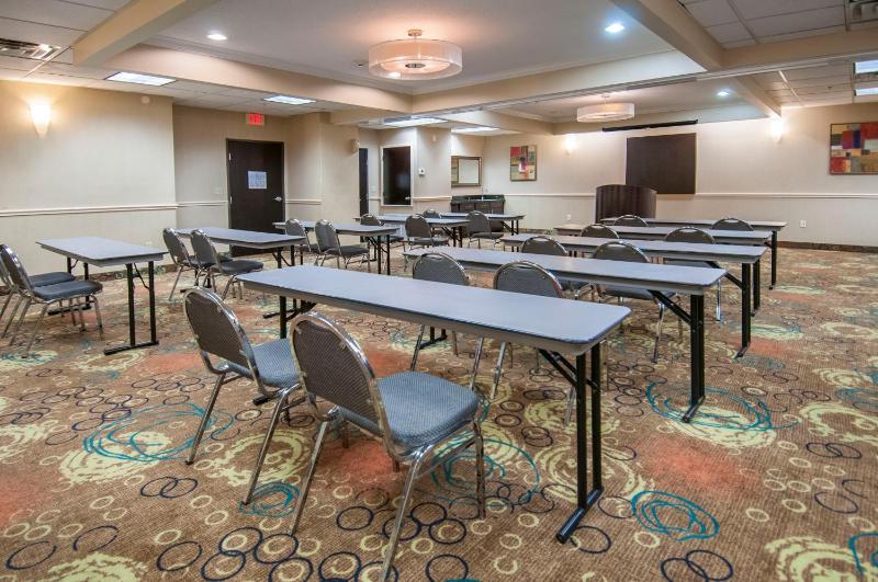 Holiday Inn Express Hotel & Suites Houston North Intercontinental By IHG - image 22
