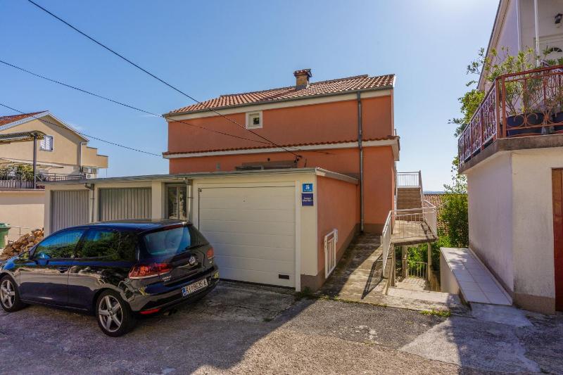 Apartment Davor - image 12