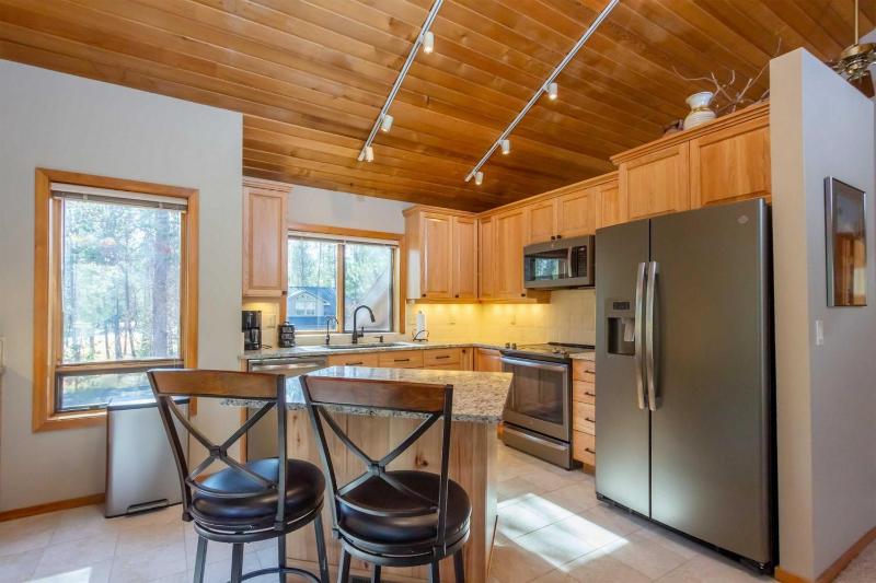 Three-Bedroom House image 1