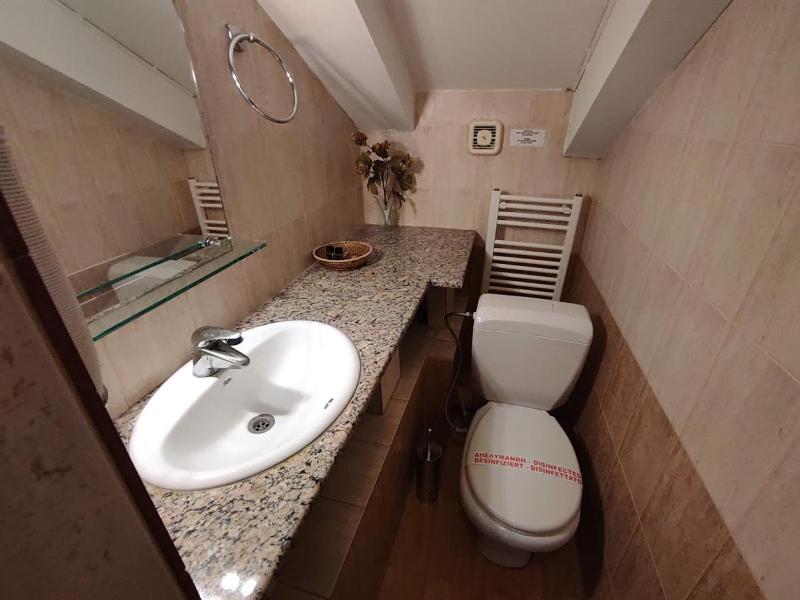 Single Room with Park View image 2