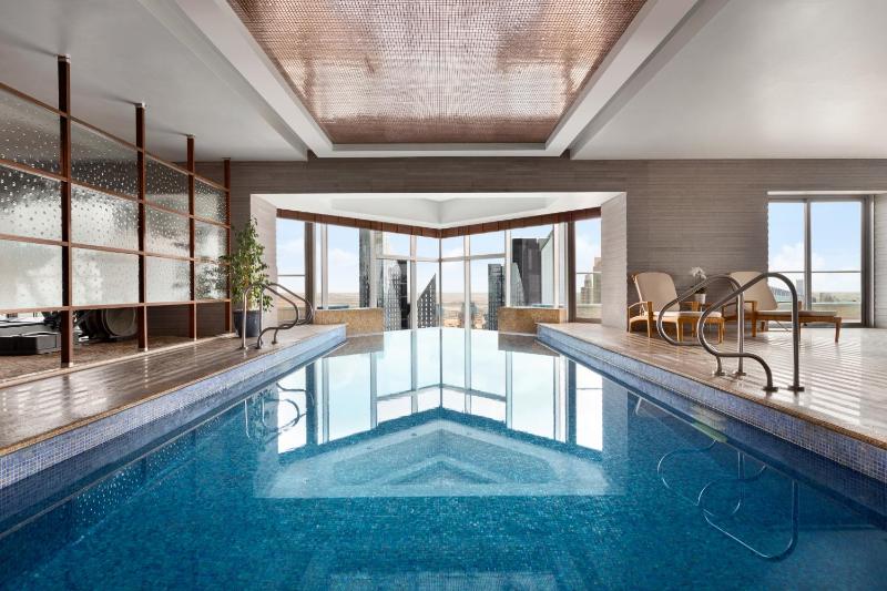 Horizon King Club Room - Lounge Access Including Afternoon Tea, All Day Soft Beverages, Evening Sundowners & Canapes  image 4