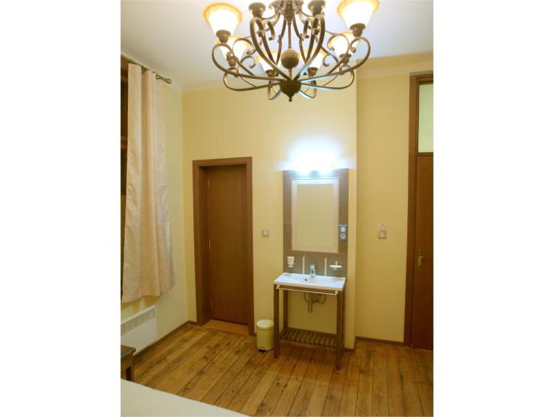 Double Room with Private Bathroom image 2