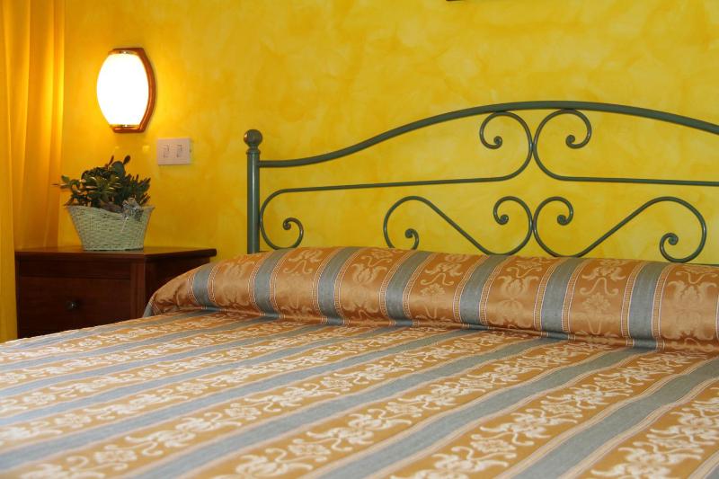 Double or Twin Room image 3