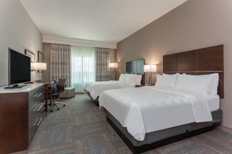 Standard Queen Room with Two Queen Beds image 3