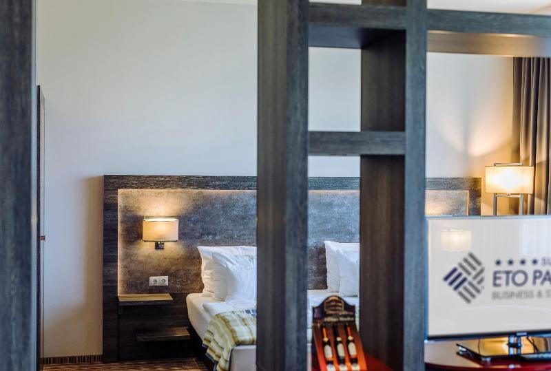 Executive Suite with Stadium View image 4