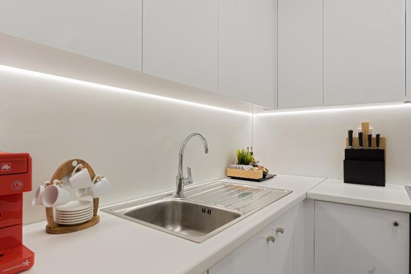 Three-Bedroom Apartment image 4