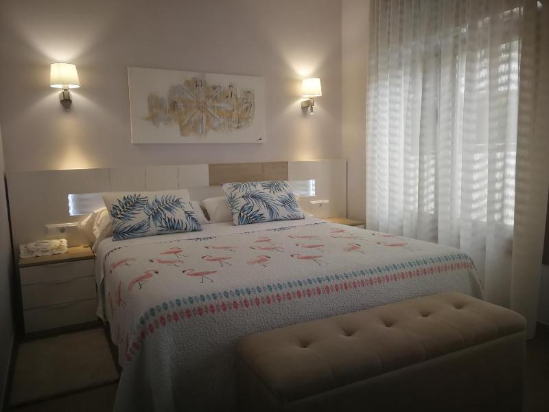 One-Bedroom Apartment image 3