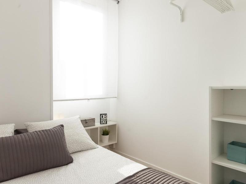 LETS HOLIDAYS Nice apartment in Barcelona - image 4