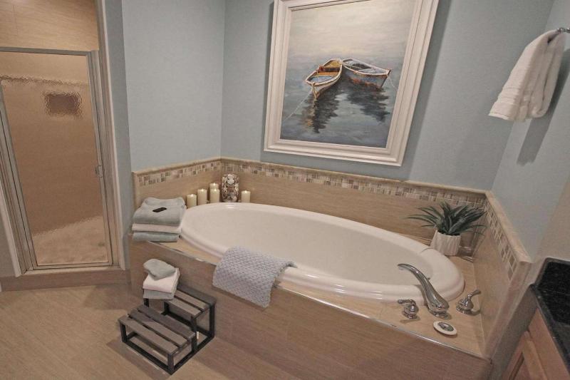 806 Harborview Grande - image 21