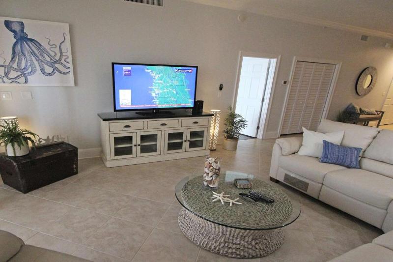 806 Harborview Grande - image 10