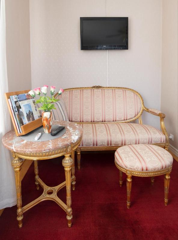 Double Room image 1