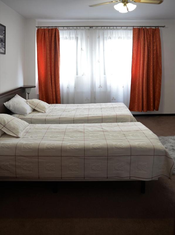 Double Room image 1
