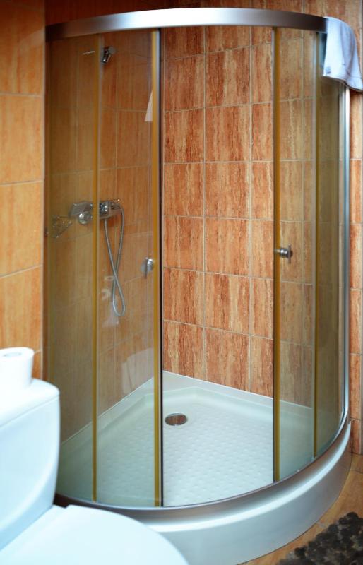 Quadruple Room image 3
