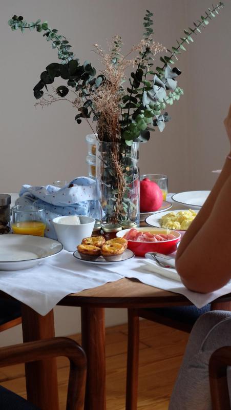 One-Bedroom Apartment with Sea View image 2