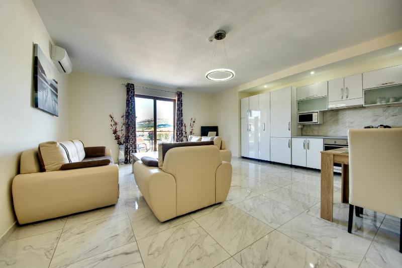 One-Bedroom Apartment with Balcony image 3