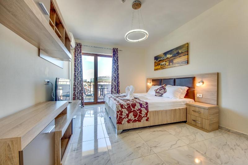 Two-Bedroom Apartment with Balcony image 2