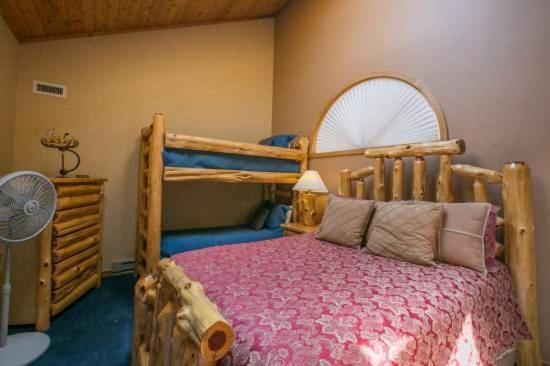 Townsend Place in Beaver Creek VIllage - image 3