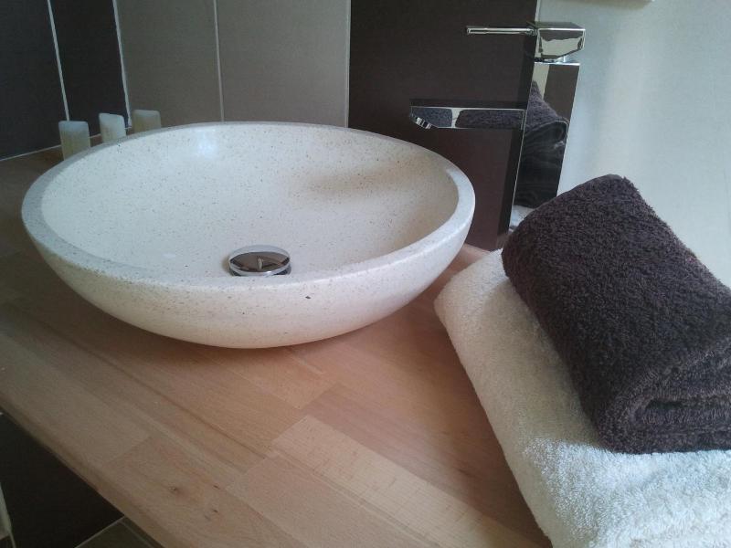 Superior Double Room with Private Bathroom image 3
