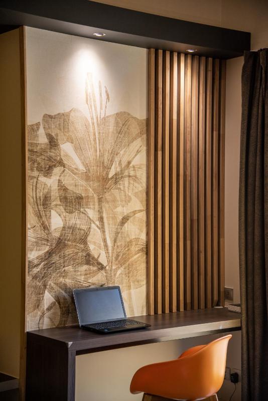 Junior Suite image 2