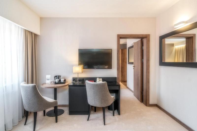 Family Studio image 2