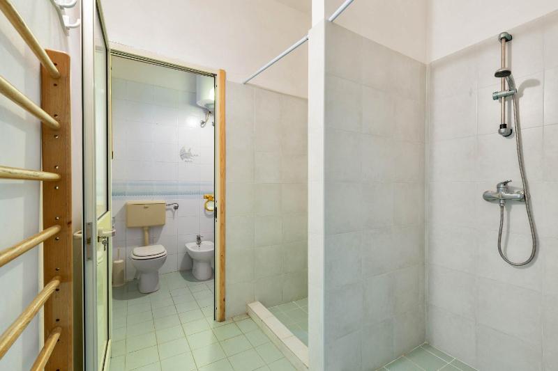 Three-Bedroom House image 4