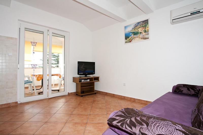 Apartments Mato - image 6