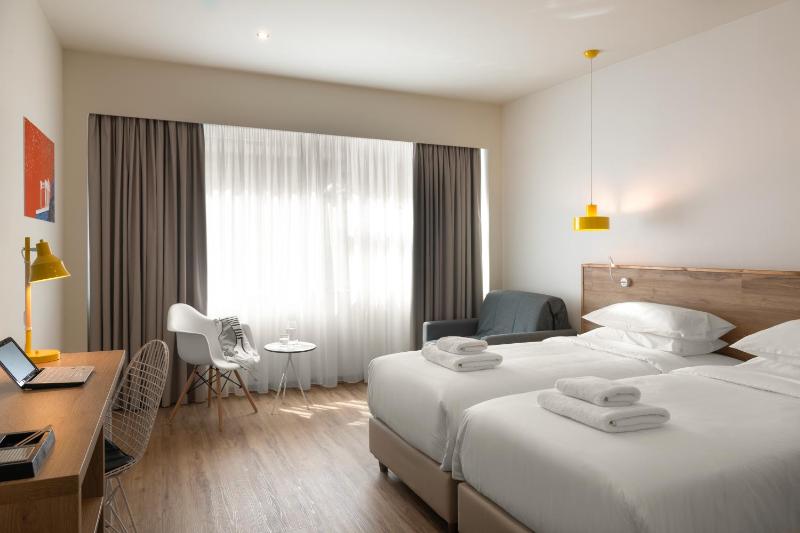Premium Double or Twin Room image 3