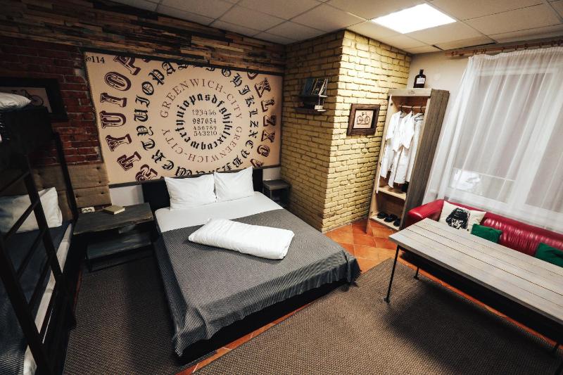 Superior King Room image 2