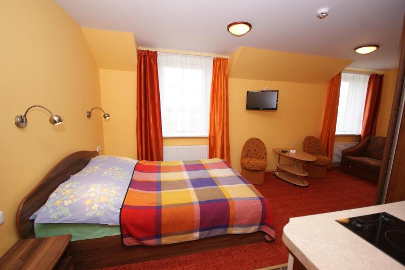 Comfort Triple Room image 2