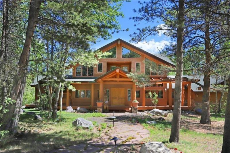 Holiday Home image 1